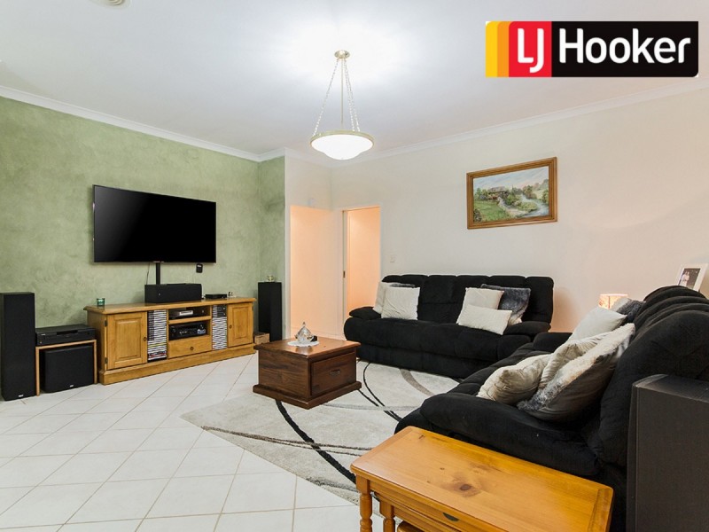 3 Bunker Court, Cooloongup WA 6168