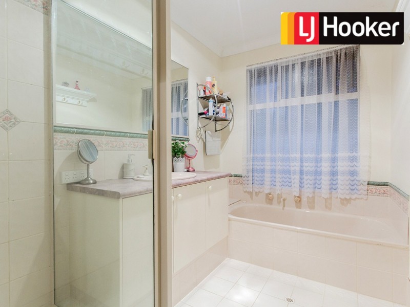 3 Bunker Court, Cooloongup WA 6168