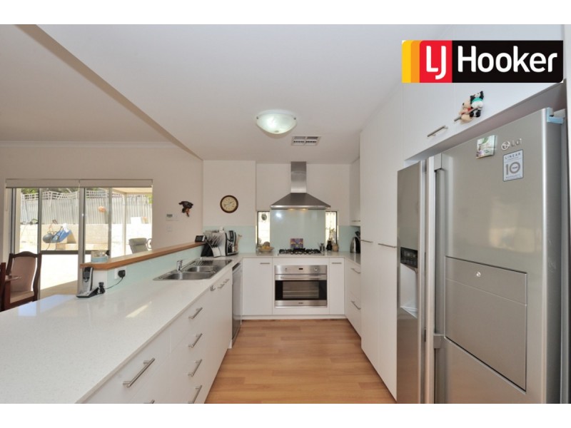2 Ivanhoe Street, Golden Bay WA 6174