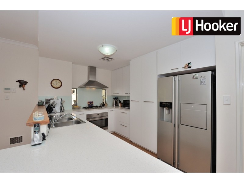 2 Ivanhoe Street, Golden Bay WA 6174