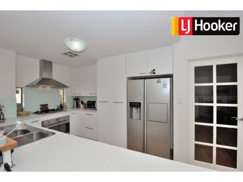 2 Ivanhoe Street, Golden Bay WA 6174