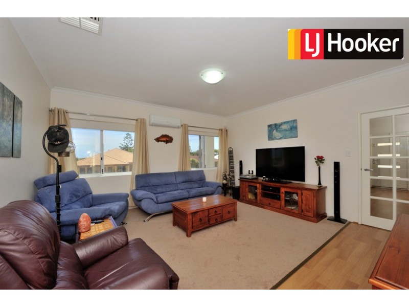 2 Ivanhoe Street, Golden Bay WA 6174