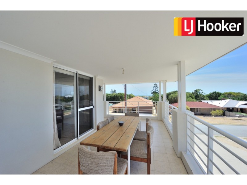 2 Ivanhoe Street, Golden Bay WA 6174