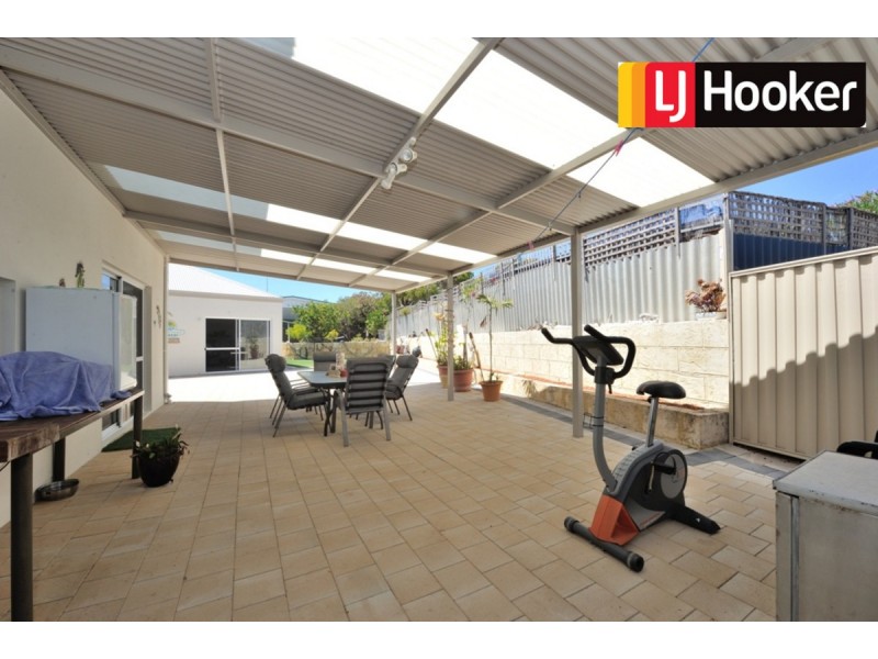 2 Ivanhoe Street, Golden Bay WA 6174