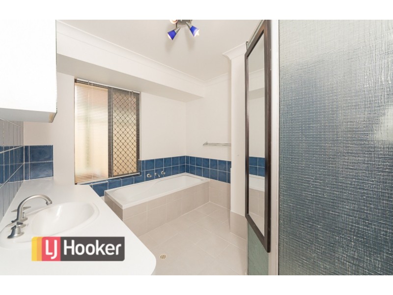 10 Warner Lane, Rockingham WA 6168