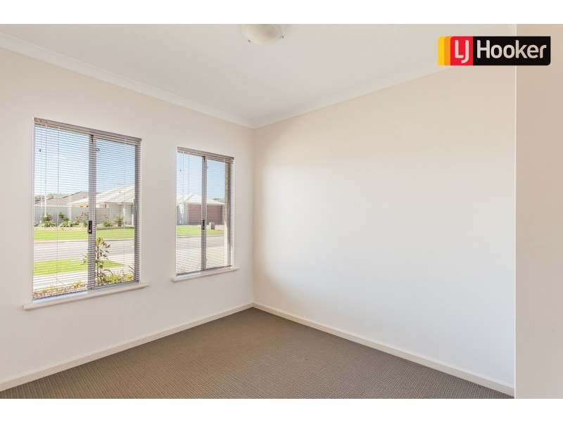 2/133 Harrington Waters Drive, Waikiki WA 6169