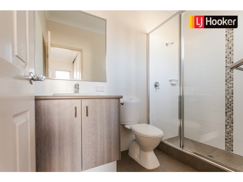 2/133 Harrington Waters Drive, Waikiki WA 6169