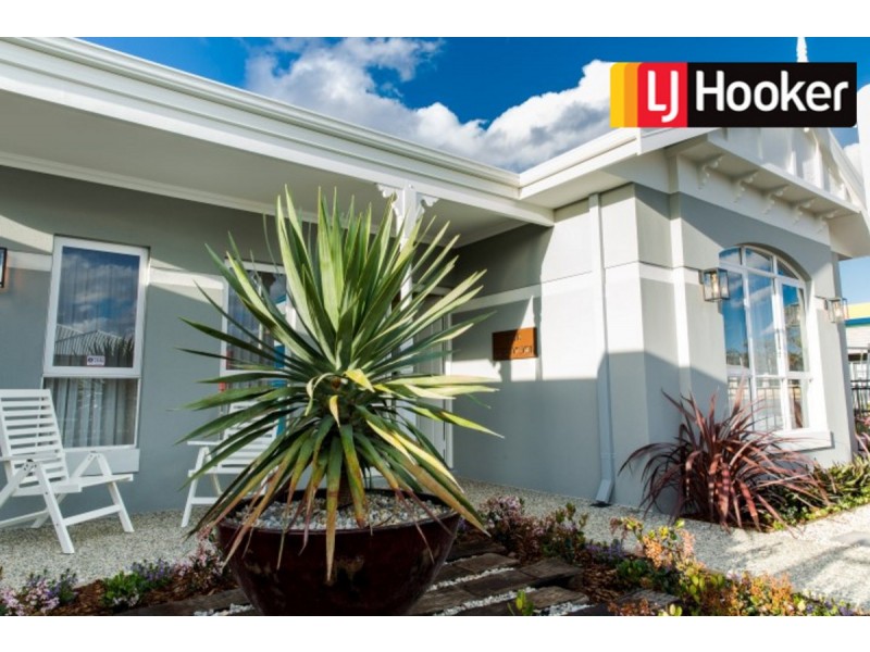 69 Kangaroo Avenure, Kwinana Town Centre WA 6167