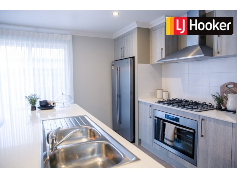 69 Kangaroo Avenure, Kwinana Town Centre WA 6167