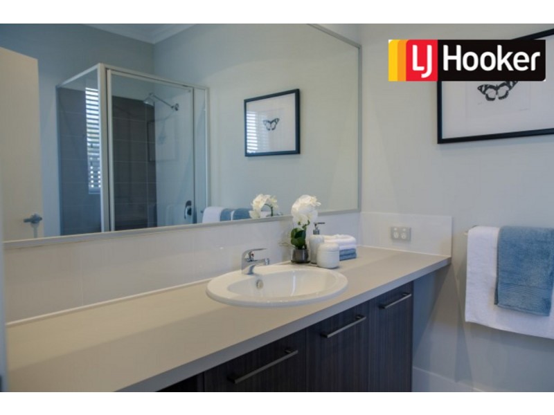 69 Kangaroo Avenure, Kwinana Town Centre WA 6167