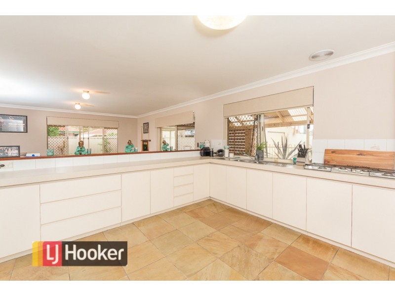 7 Oregon Place, Cooloongup WA 6168