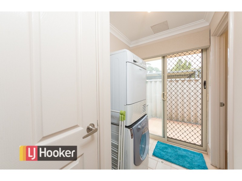 7 Oregon Place, Cooloongup WA 6168