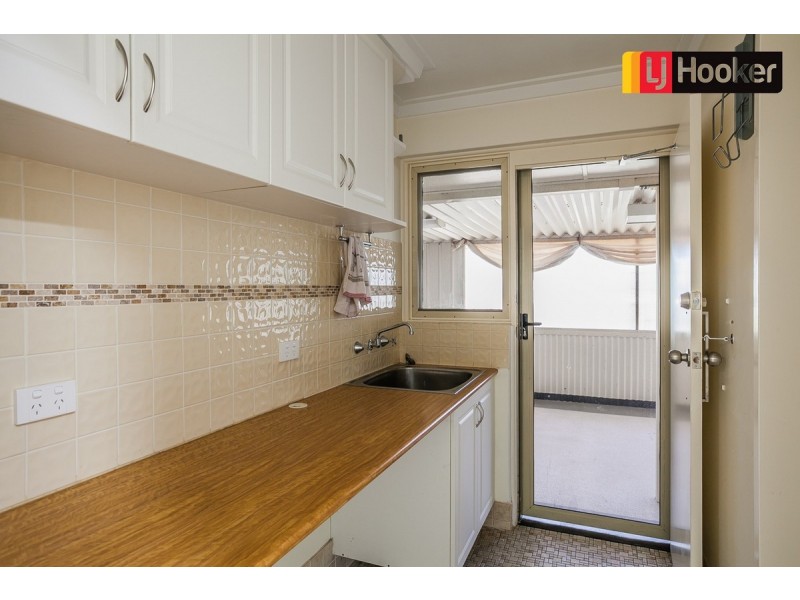 15 Goline Court, Hillman WA 6168