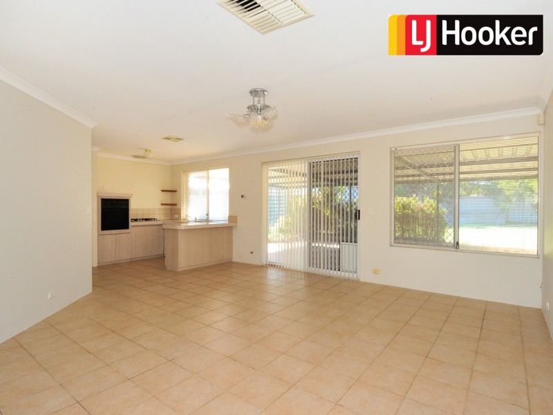 28 Colville Street, Waikiki WA 6169