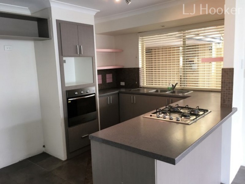 15 Santa Barbara Court, Waikiki WA 6169