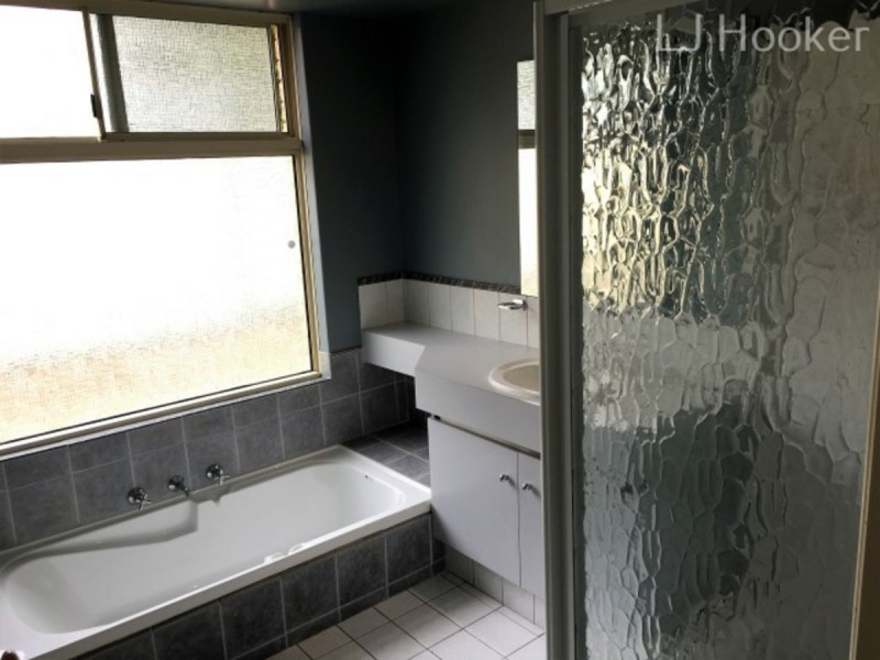 15 Santa Barbara Court, Waikiki WA 6169