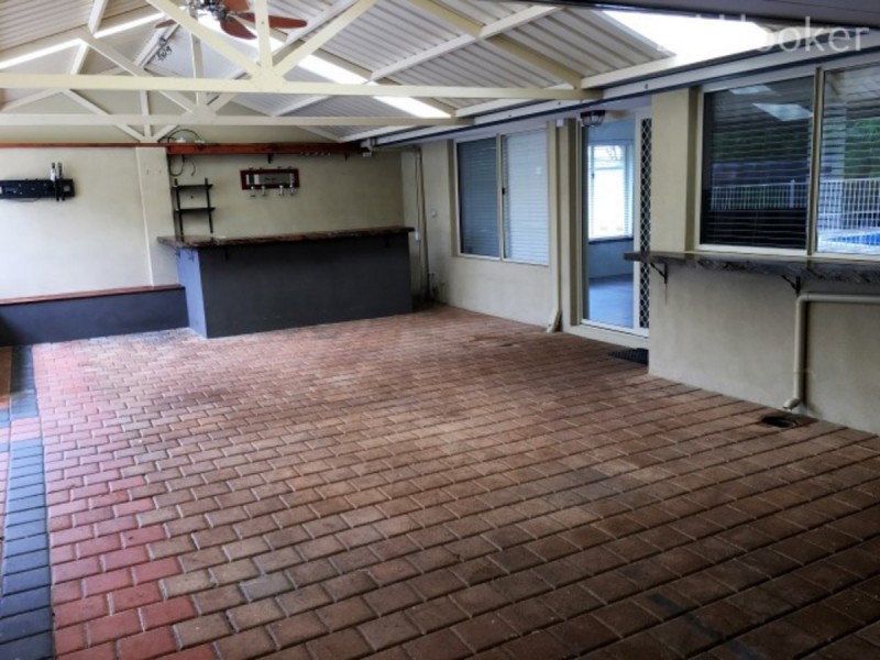 15 Santa Barbara Court, Waikiki WA 6169