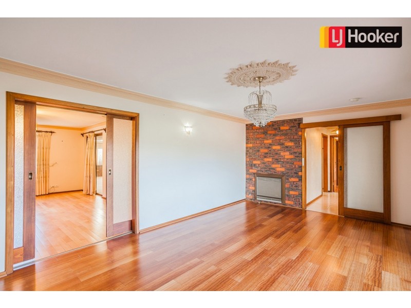 11 Dolphin Road, Safety Bay WA 6169