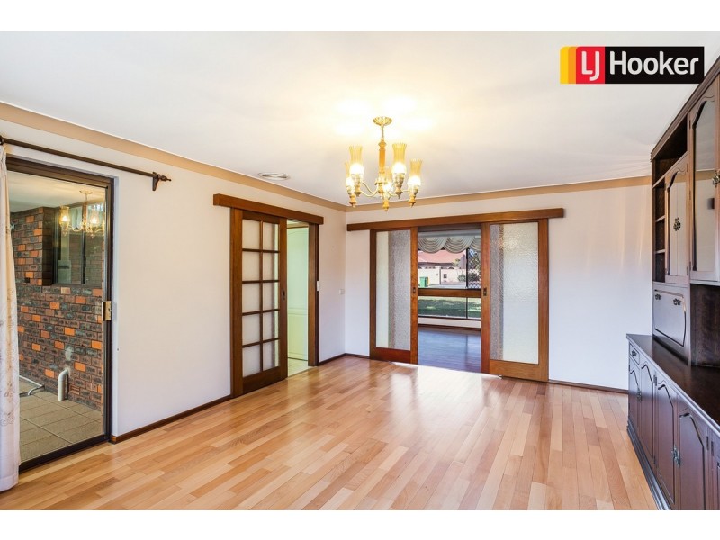 11 Dolphin Road, Safety Bay WA 6169