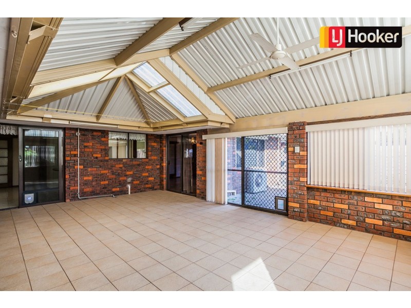 11 Dolphin Road, Safety Bay WA 6169