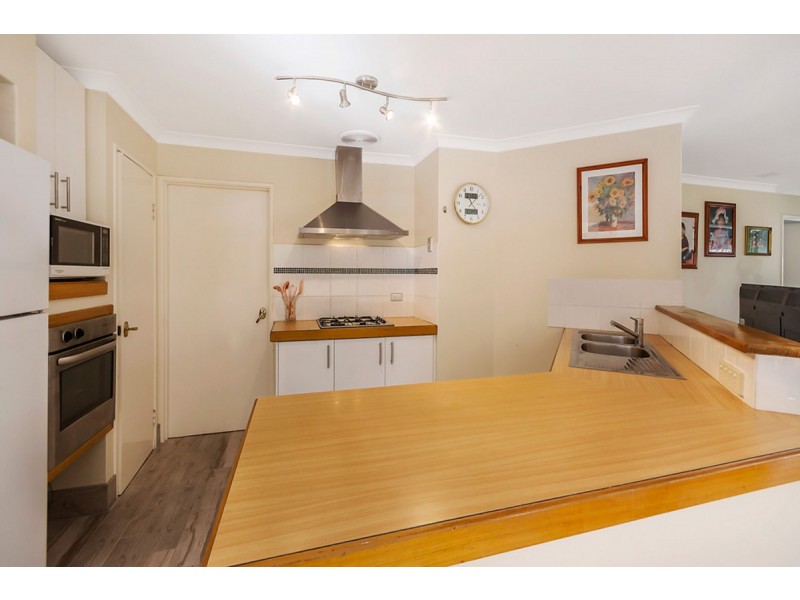 15 Mornington Boulevard, Waikiki WA 6169