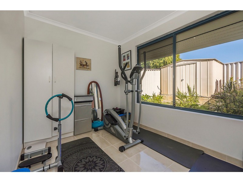 15 Mornington Boulevard, Waikiki WA 6169