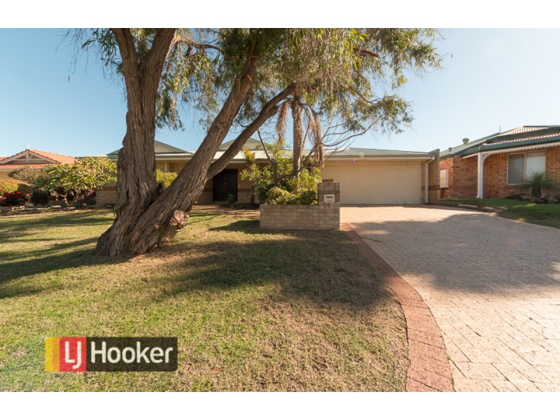 17 la Spezia Drive, Secret Harbour WA 6173