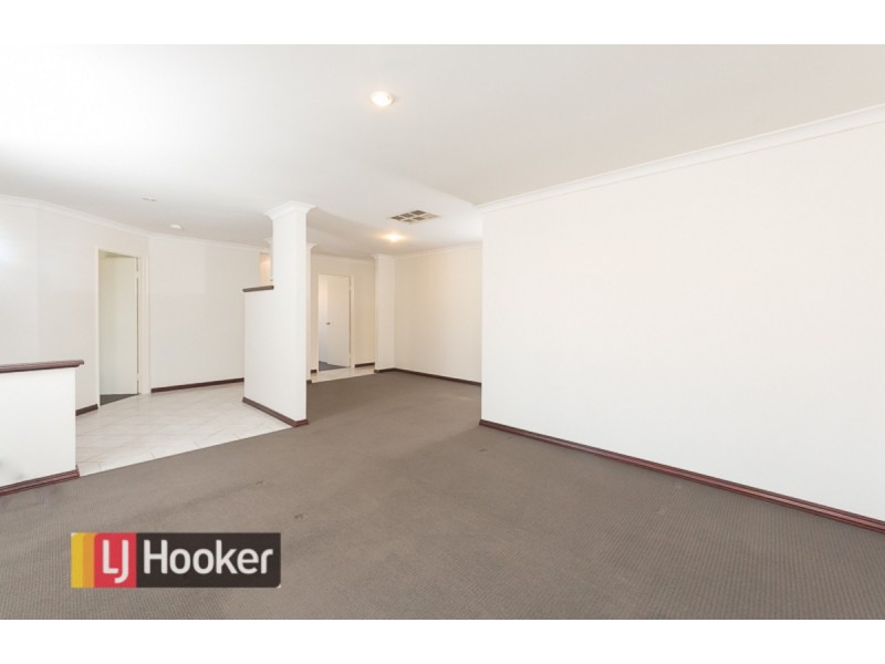 17 la Spezia Drive, Secret Harbour WA 6173