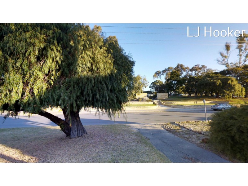 40 Axminster Street, Warnbro WA 6169