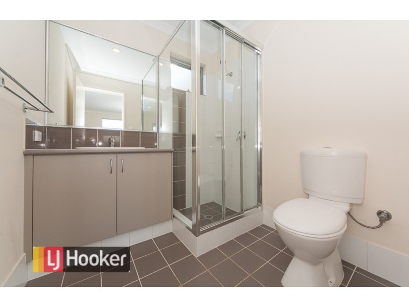 16 Arizona Parade, Golden Bay WA 6174