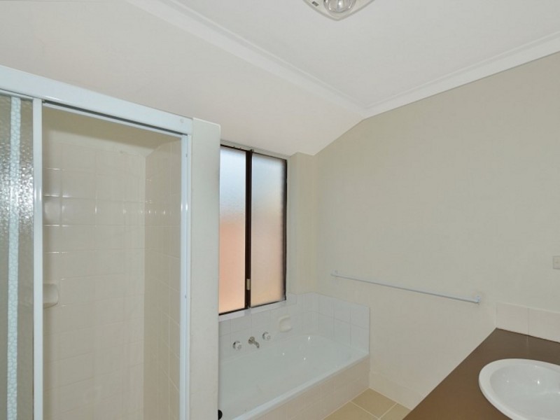 11 Townsend Road, Rockingham WA 6168