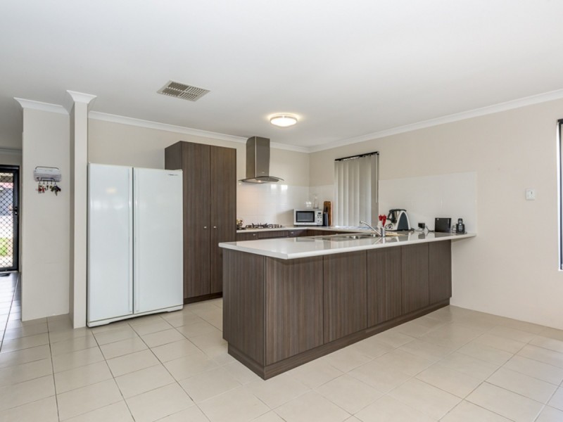 16 Grafton Rise, Baldivis WA 6171