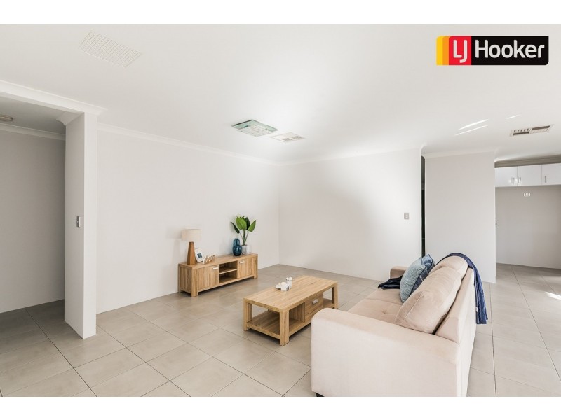 5 Arnside Bend, Waikiki WA 6169