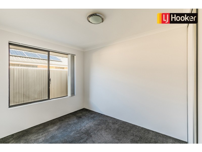 5 Arnside Bend, Waikiki WA 6169