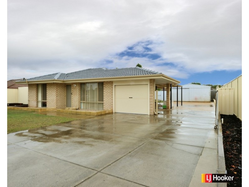 43 Jubilee Drive, Waikiki WA 6169