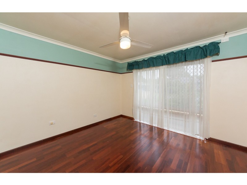 4 Tenella Mews, Warnbro WA 6169