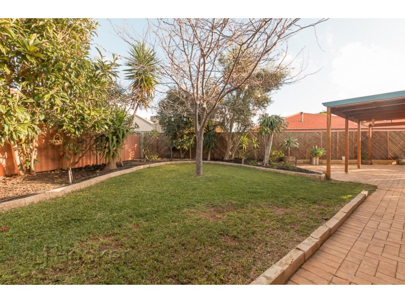 5 Kieta Cove, Secret Harbour WA 6173