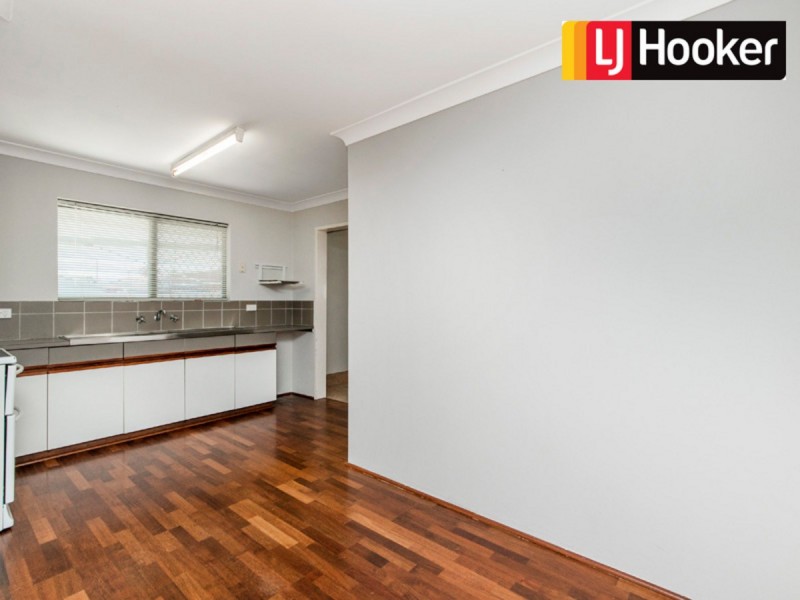 12 Nowranie Place, Hillman WA 6168