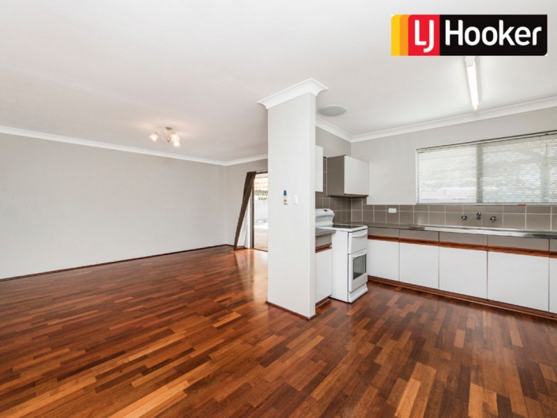 12 Nowranie Place, Hillman WA 6168