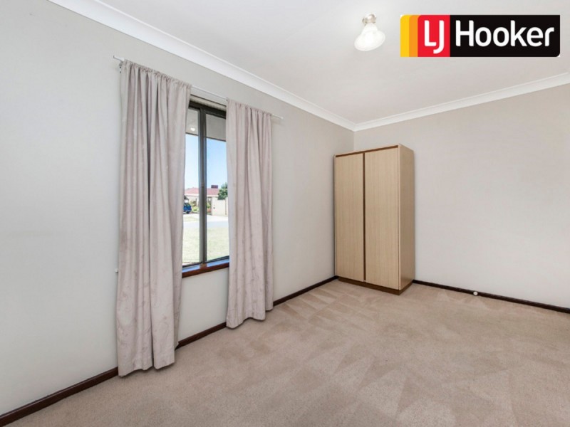 12 Nowranie Place, Hillman WA 6168