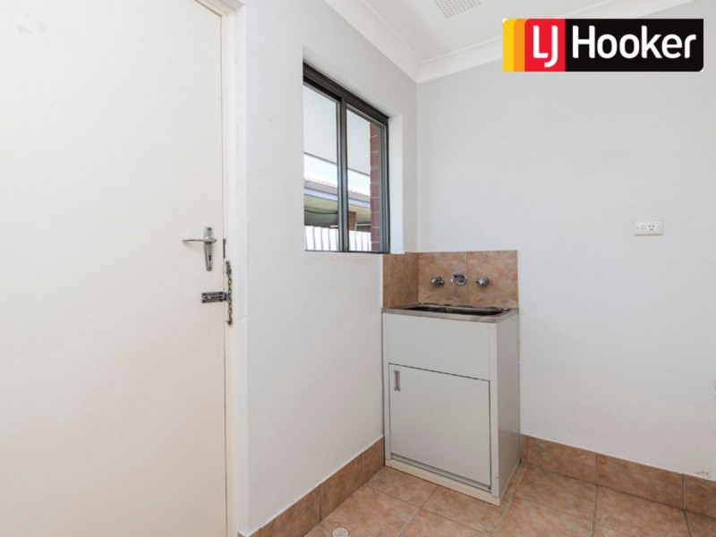 12 Nowranie Place, Hillman WA 6168