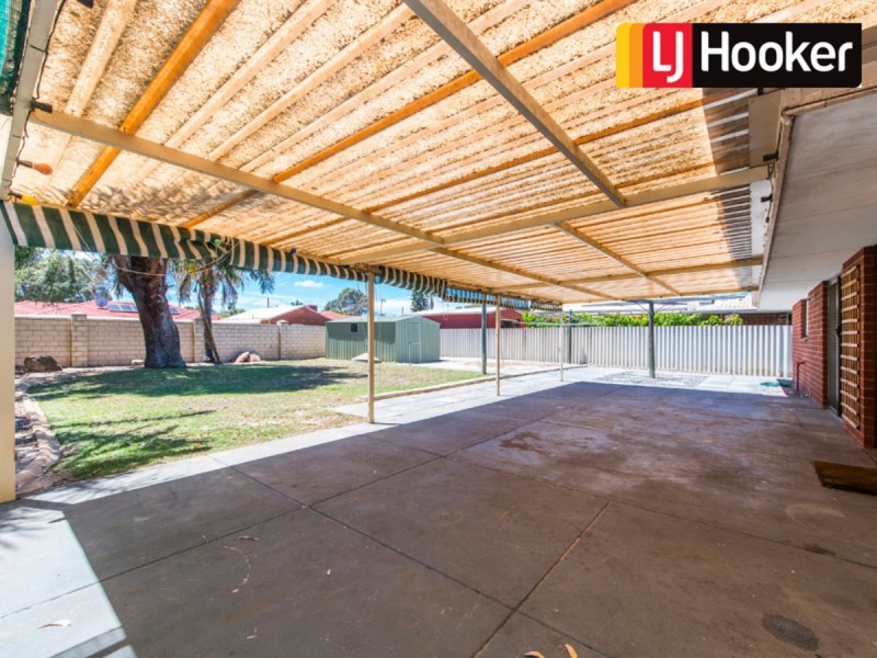 12 Nowranie Place, Hillman WA 6168
