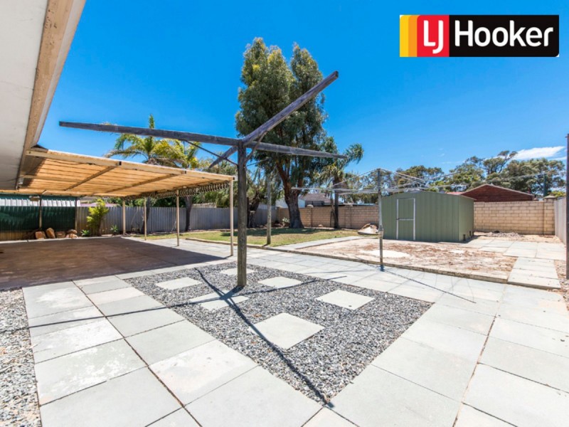 12 Nowranie Place, Hillman WA 6168