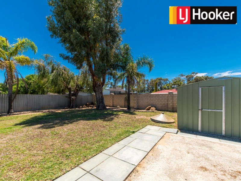 12 Nowranie Place, Hillman WA 6168