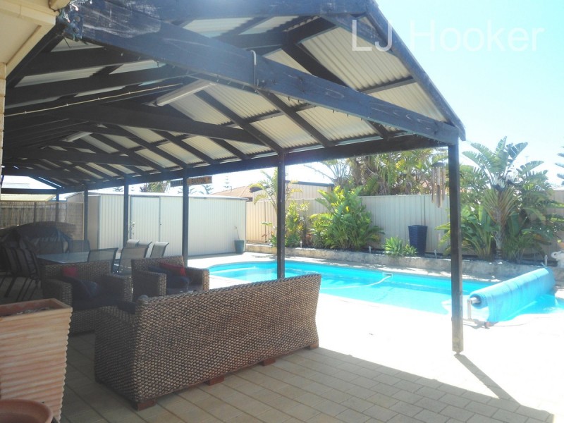 27 Saint Cloud Way, Port Kennedy WA 6172