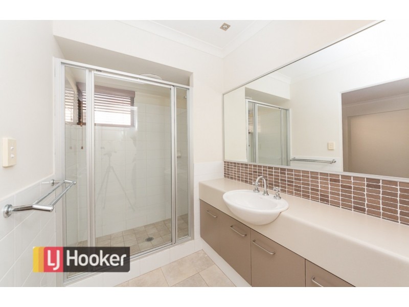 48 Clearwater Way, Singleton WA 6175