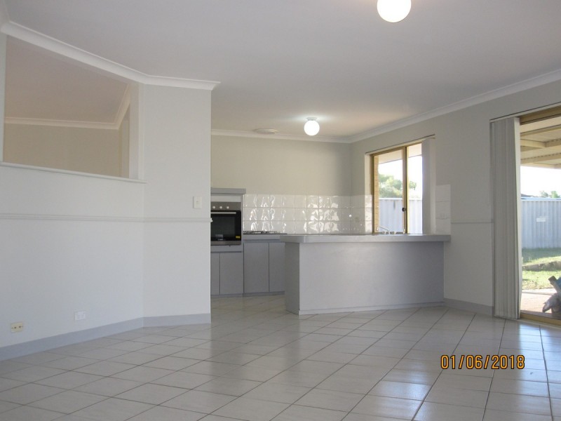 4 Nurrari Close, Waikiki WA 6169