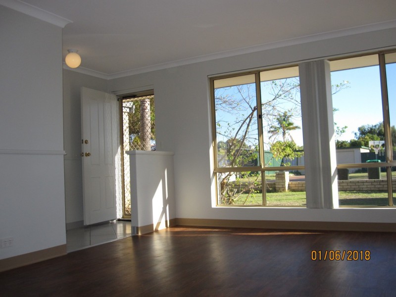 4 Nurrari Close, Waikiki WA 6169