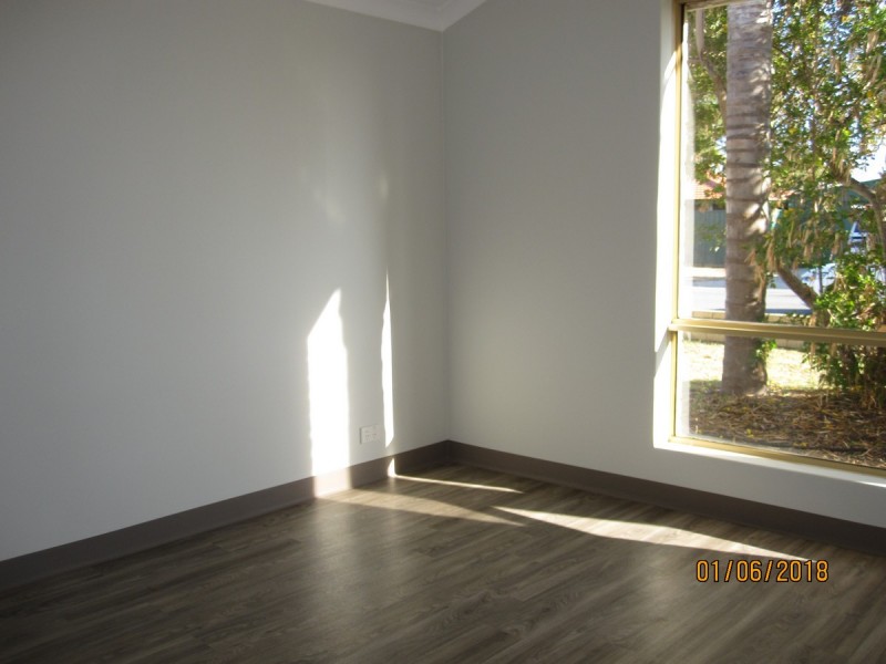 4 Nurrari Close, Waikiki WA 6169