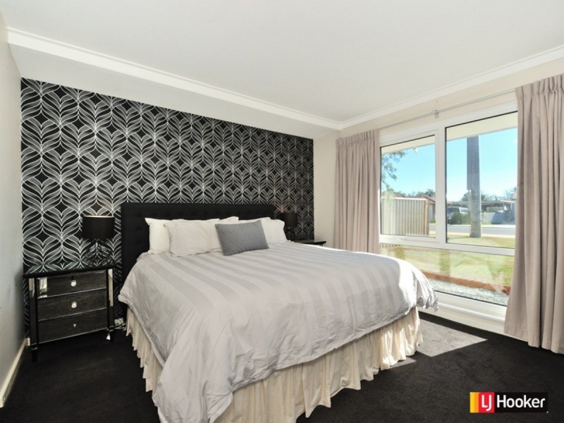 5 Elswick Street, Safety Bay WA 6169